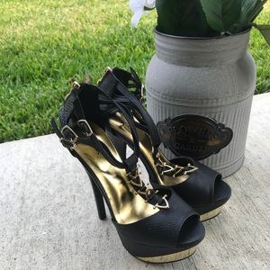 Qupid Platform Open Toe Heel